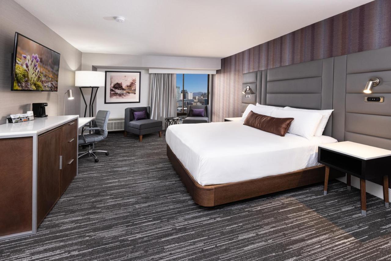 King Room Mountain View