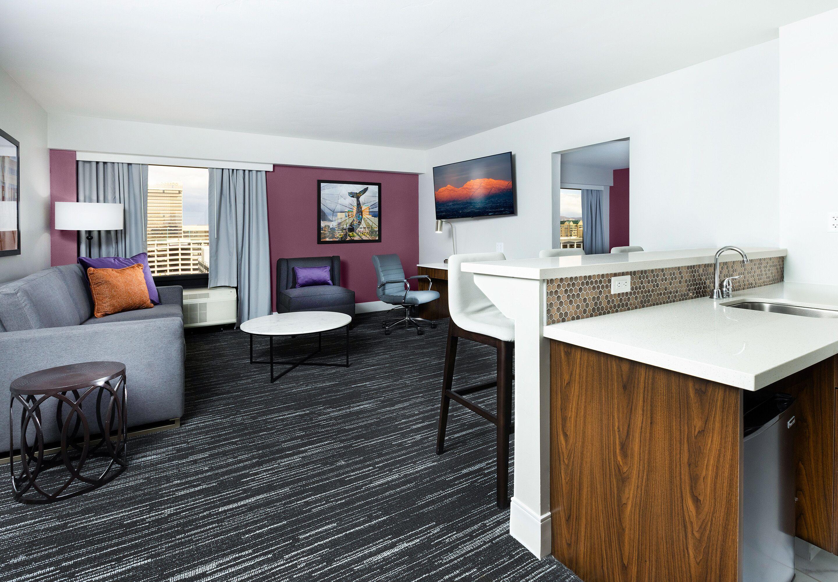 Deluxe Suite