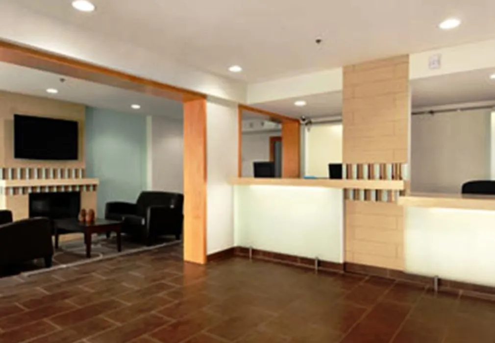 Baymont By Wyndham Reno-1