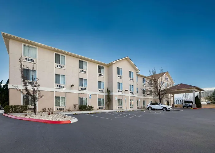 Comfort Inn & Suites Airport Convention Center Reno